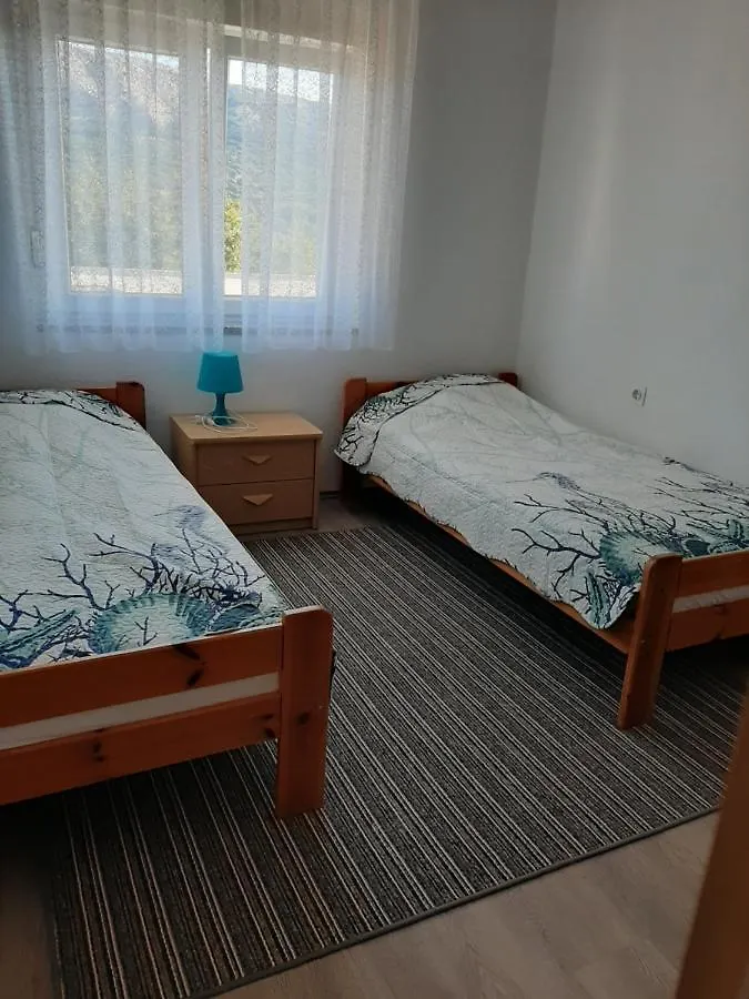 Apartment Apartmani Mujagic Batomalj Croatia